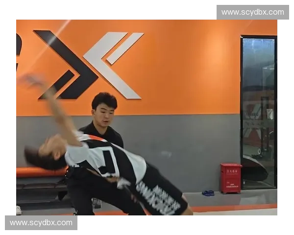 空翻技巧全面解析与训练方法助力初学者快速掌握动作要领